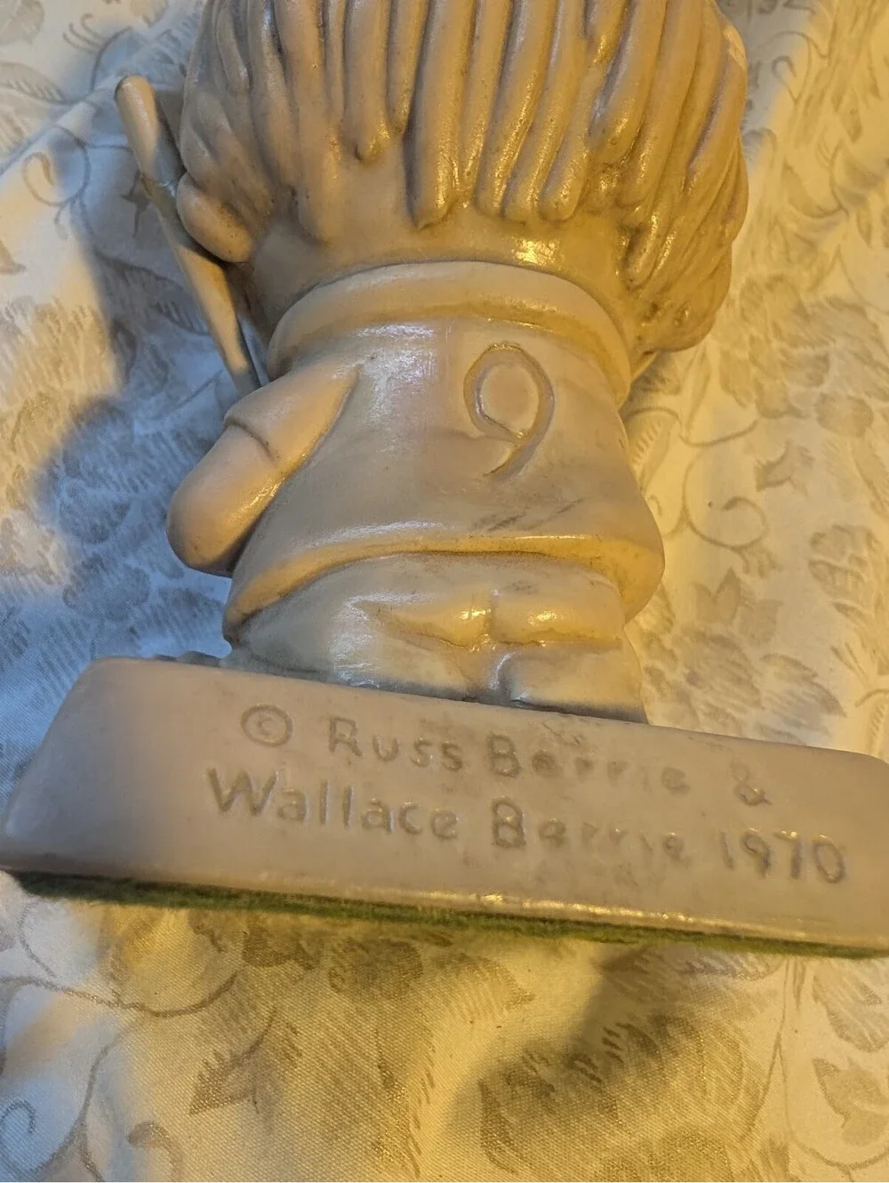 Vintage Russ Berrie & Wallace Berrie 1970 Baseball Player Figurine 
